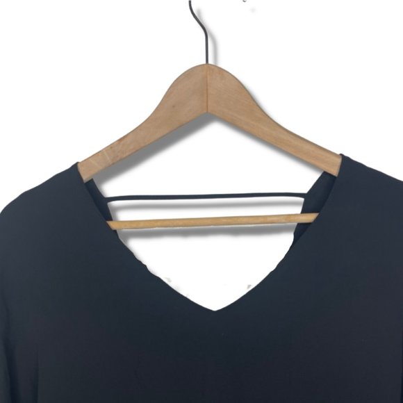 BCBG Max Azria Black Cape Blouse Size XXS - Picture 5 of 9